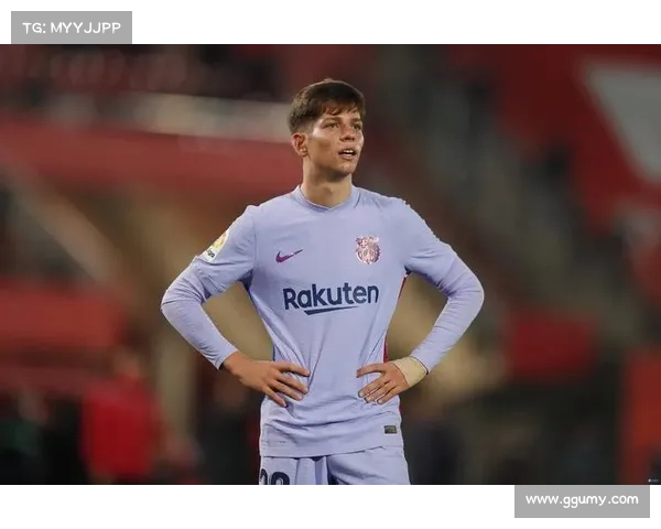 德媒:巴萨关注帕雷霍与金玟哉已进行询价动作 德媒:巴萨关注帕雷霍与金玟哉已进行询价动作